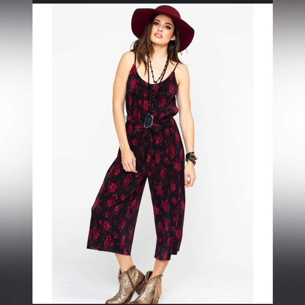 Eyeshadow nwt floral jumpsuit boho classic ribbed wide leg belted rose spring